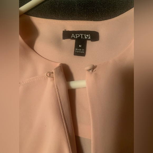 Women’s apt 9 blouse pale pink - Picture 5 of 5